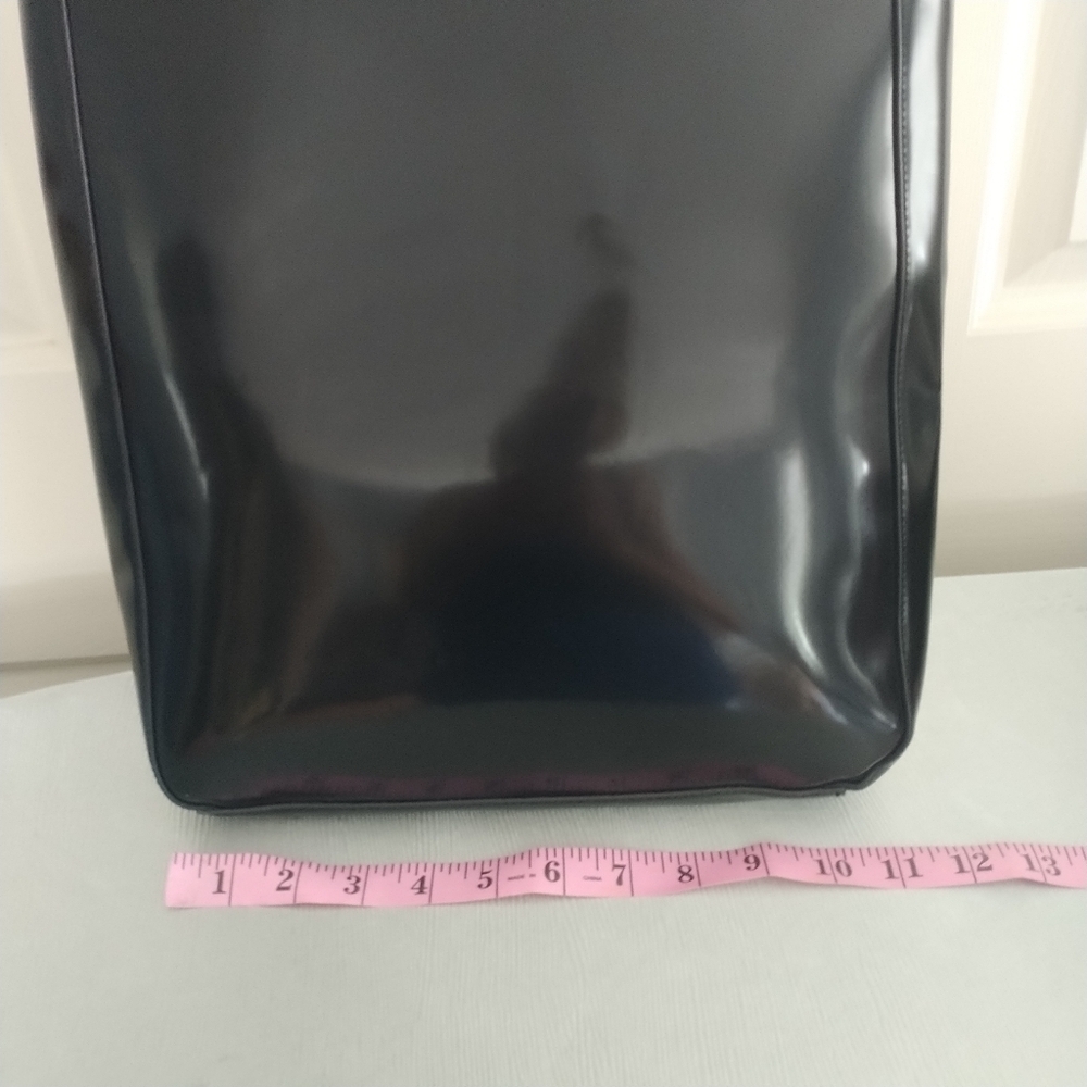 Givenchy Parfums Black Patent Tote Bag - Picture 9 of 11